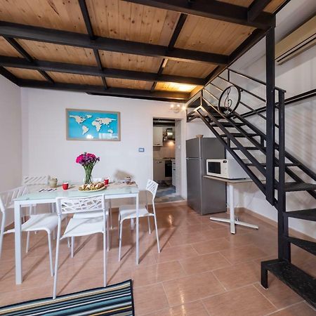 Sikulahouse - Apartment In The City Center Catania Exterior photo