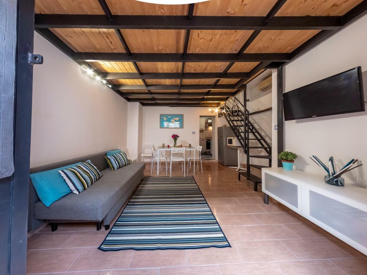 Sikulahouse - Apartment In The City Center Catania Exterior photo